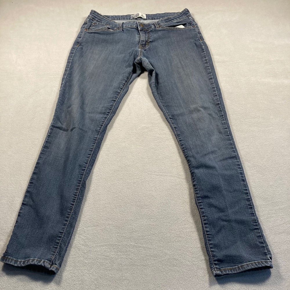 Signature by Levi Strauss Jeans Womens 12 Medium Blue The Skinny Medium